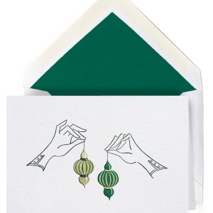 Holiday Colonial Folded Card: Choosing an Ornament
